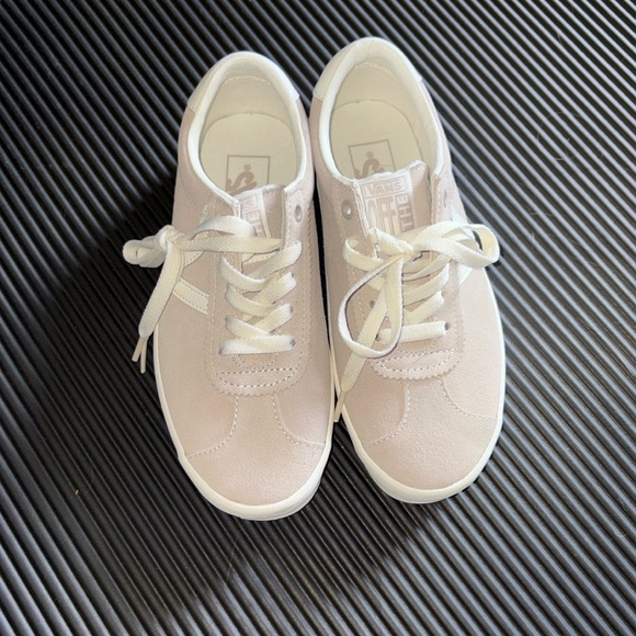 Women’s vans size 6 brand new Sport Low sneaker - Picture 1 of 6